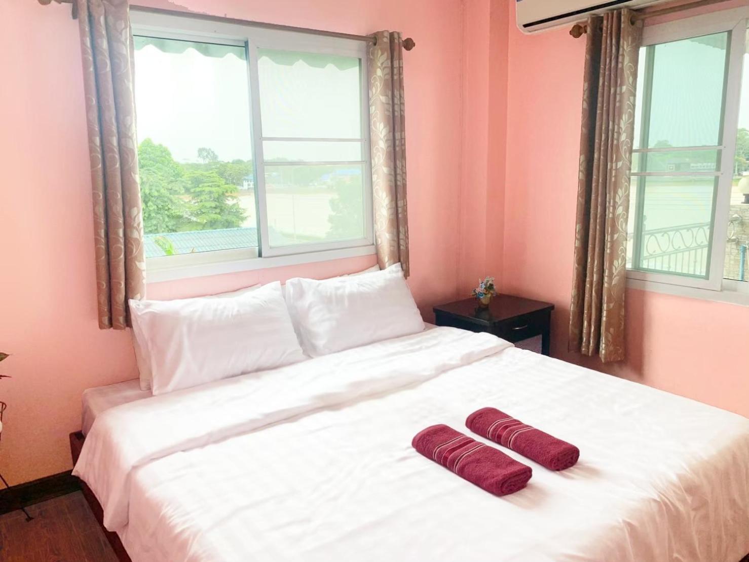 Lake Home Trat Homestay