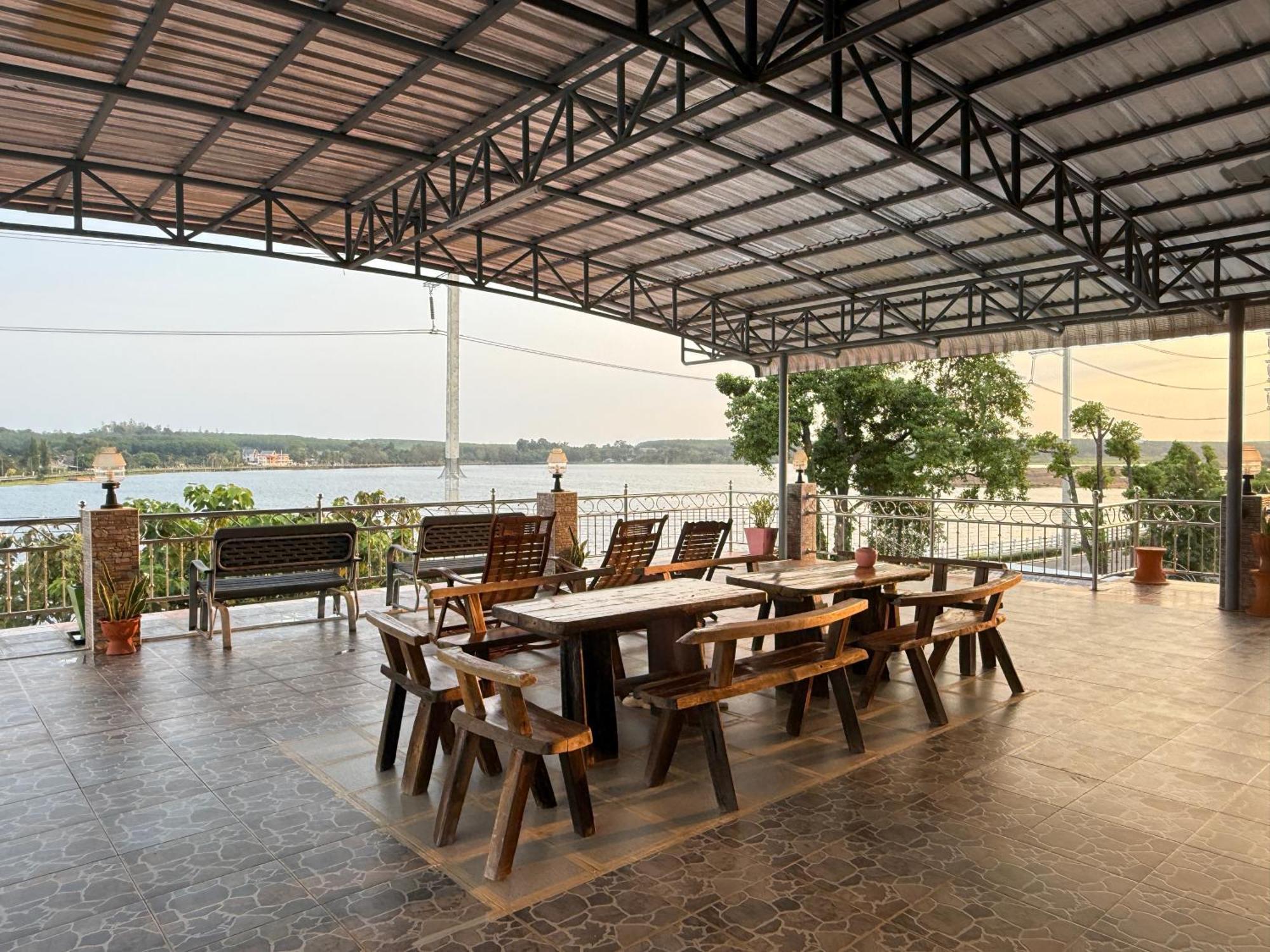 Lake Home Trat * Trat